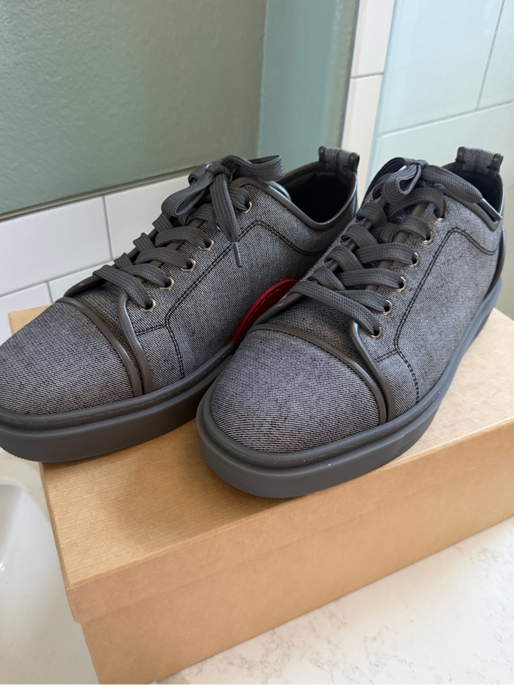 Christian Louboutin Men's adolon junior flat color Smokey Casual Sneakers